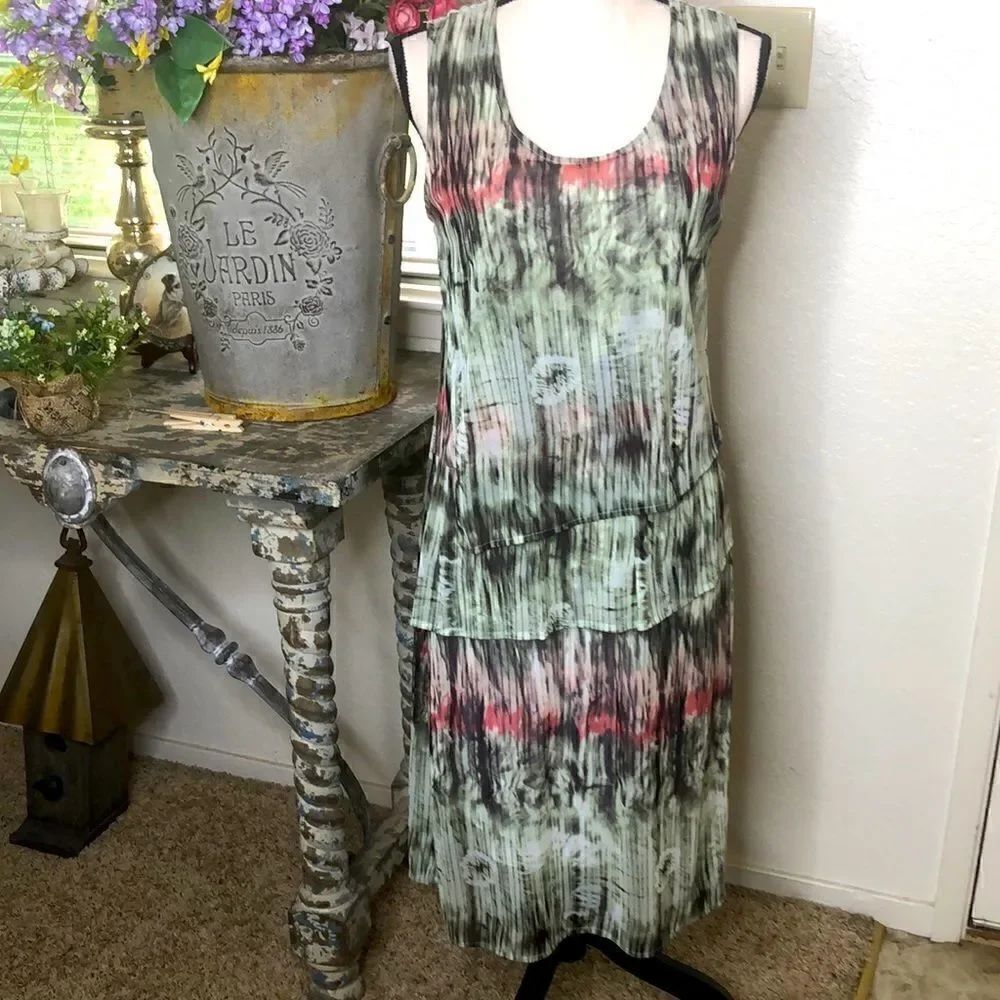 Yest Tie Dye Watercolor Tiered Shift Dress Size 10